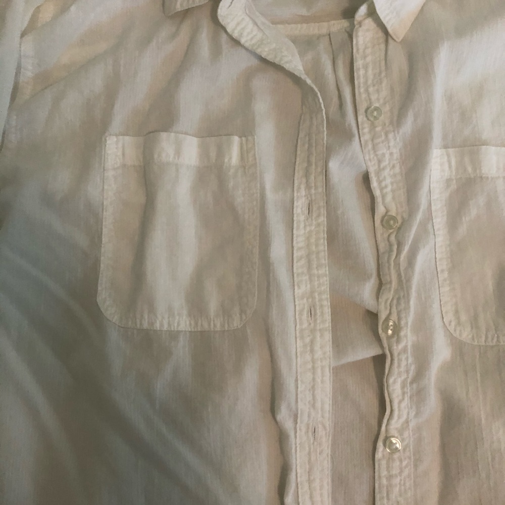 White button down shirt - Picture 3 of 4